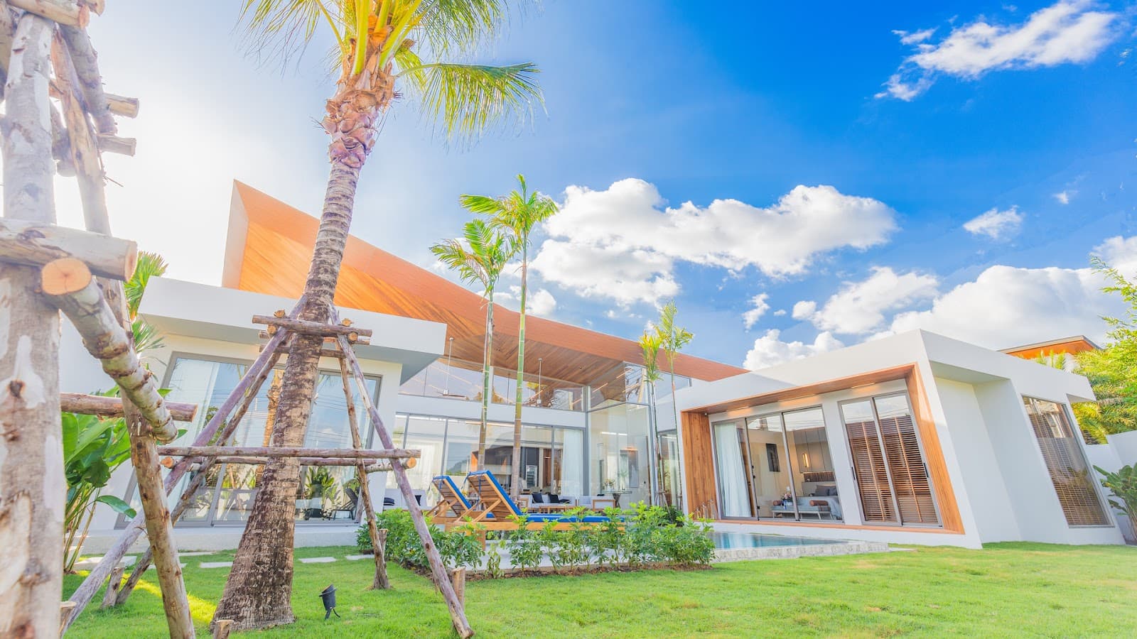Zenithy Luxe المعرض 2