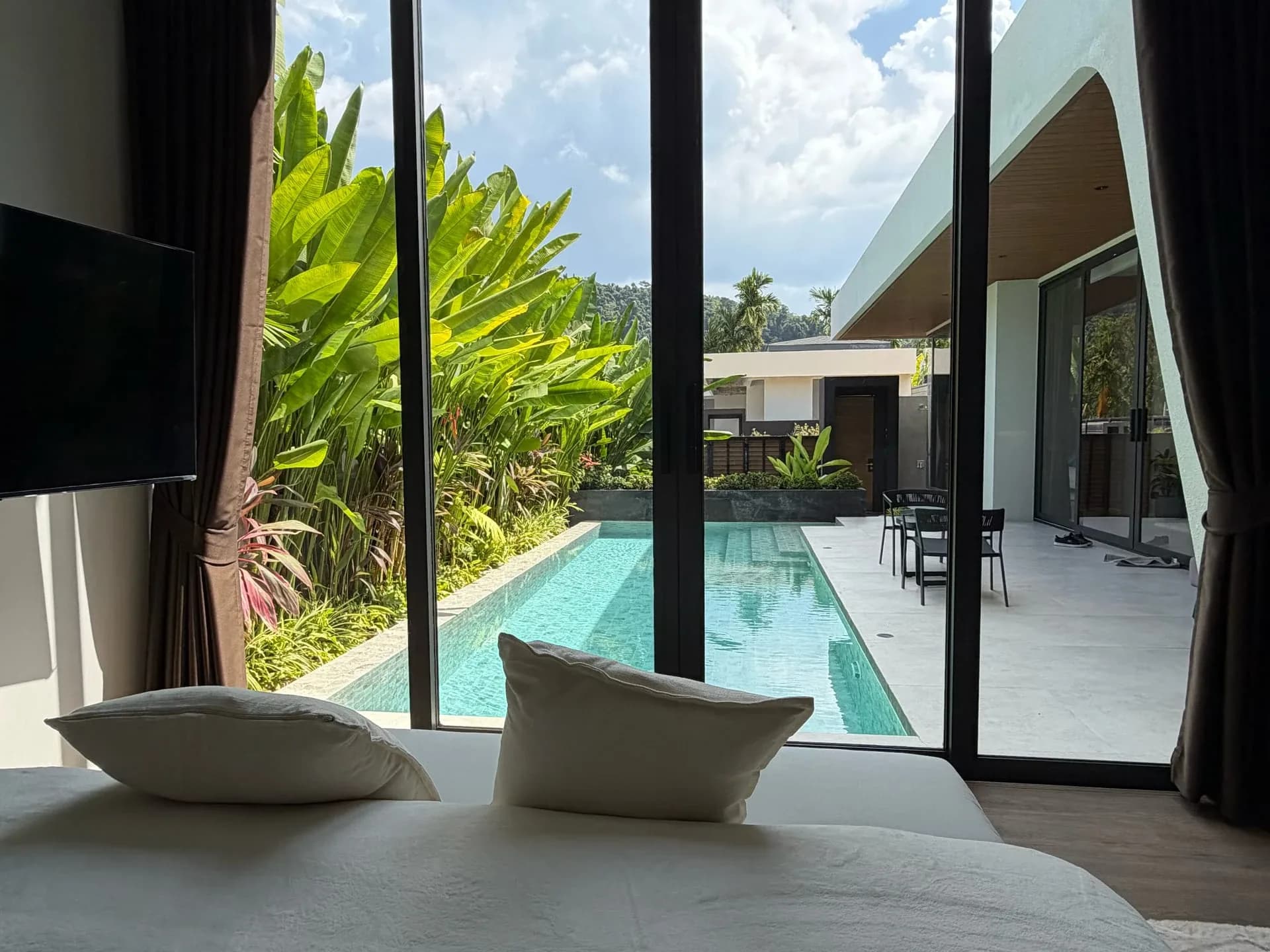 Aileen Villas Naithon Hills галерея 16