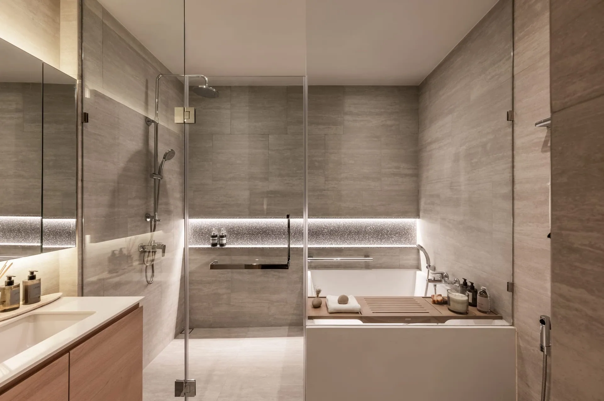 PEYLAA Phuket галерея 31